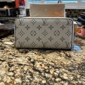 Louis Vuitton Gray Monogram Wallet